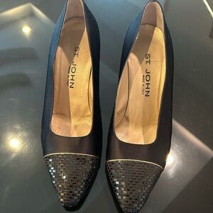 St. John black satin sequin toe pumps. size 8.5S